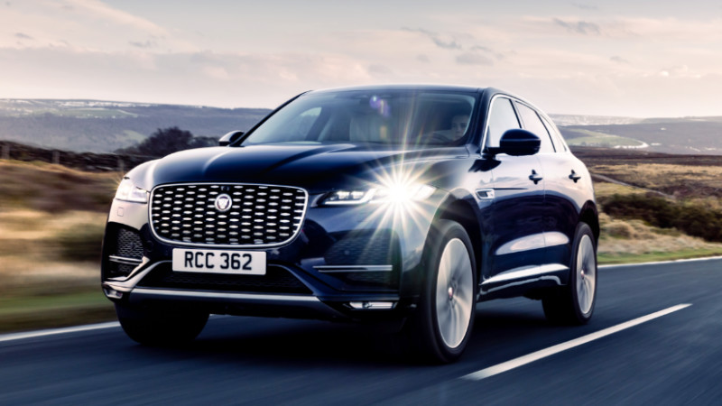 Jaguar F-PACE 2021: Vahşi kedi kendini yeniledi