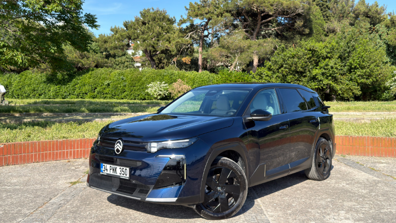 2026 Citroen C5 Aircross 1.2 Hybrid: Uçan halı efektinde yeni boyut