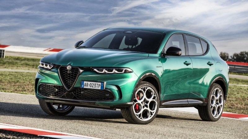 Alfa Romeo Tonale’ye 2024 ‘Yılın Yeşil SUV'u™’ ödülü