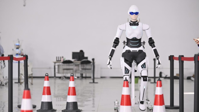 Chery, AiMOGA Robotlarını 2025 Şangay Otomobil Fuarı’nda Tanıttı