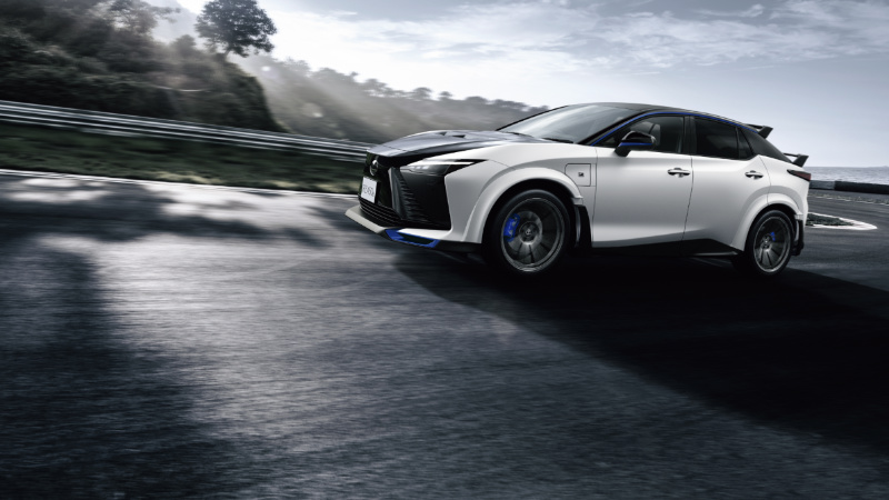 Lexus RZ450e F Sport: 100 adetle sınırlı