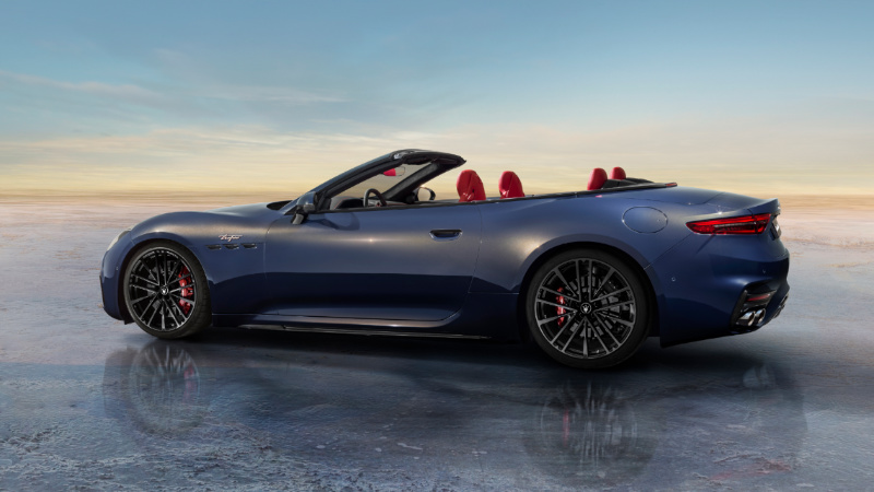 Maserati GranCabrio: 550 HP’lik üstsüz