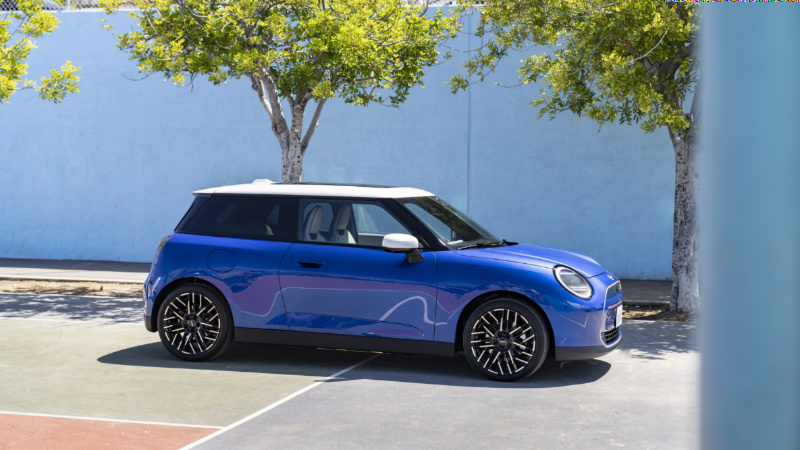 Mini Cooper S 2024: Daha akıllı, daha modern