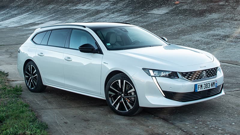 Peugeot 508 SW Hybrid: Dışarı çıkmayı beklerken...