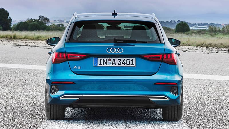 Audi A3 Sportback 2020 arka açıdan iddialı