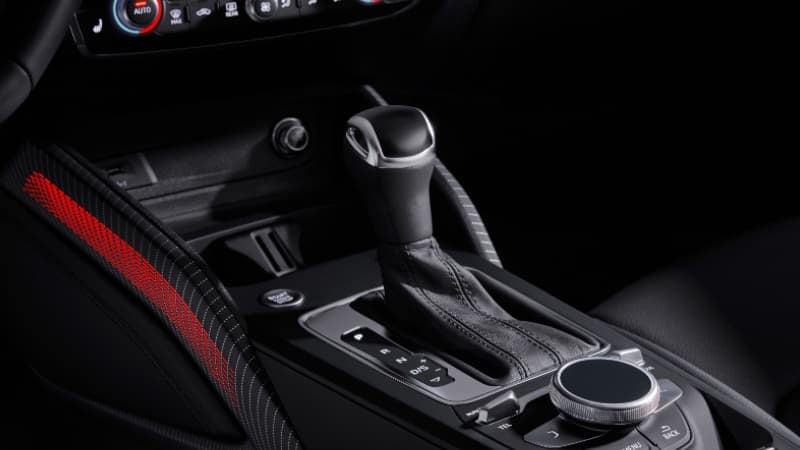 Yeni Audi Q2 de standart S tronic, opsiyonel quattro çekiş seçeneğiyle sunulacak