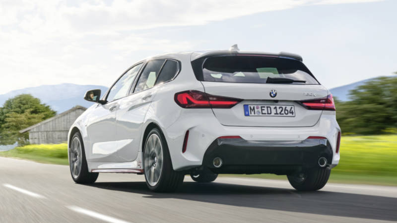 BMW 128ti önden çekişli ama M135'den 80 daha hafif