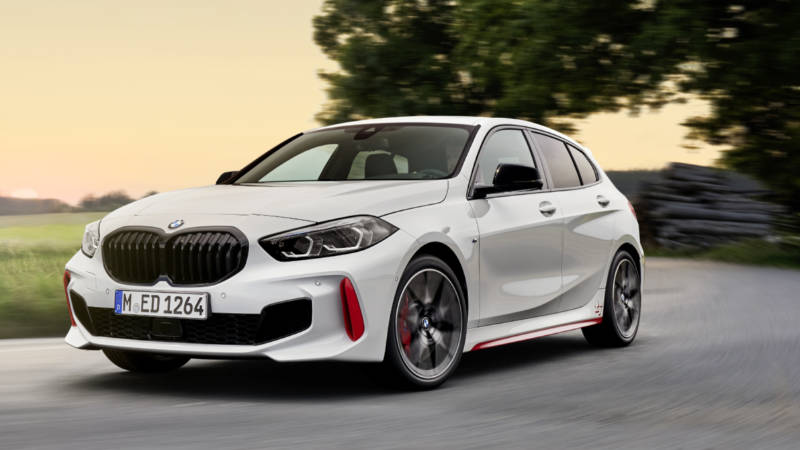 BMW 128ti performans düşkünlerini ziyadesiyle memnun edecek_arabazzi.com