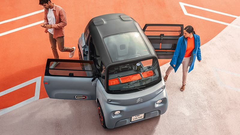 Citroen Ami ve ters yönde açılan kapıları