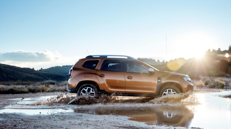 dacia duster kaç para