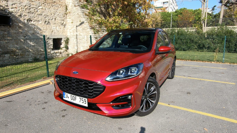Ford Kuga testi_arabazzi
