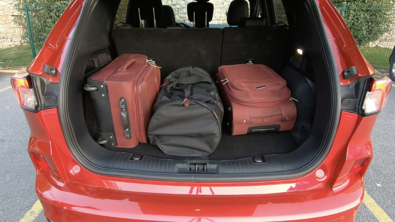 Ford Kuga incelemesi_arabazzi.com