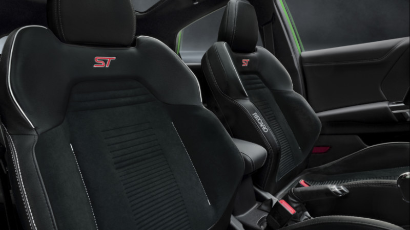 Ford Puma ST'nin Rekaro koltukları virajlarda sevdiklerine sıkıca sarılacak_arabazzi.com
