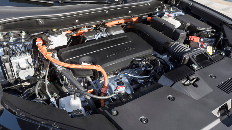 Honda CRV e:HEV çoğunlukla elektrik motoruyla yol alıyor_arabazzi.com