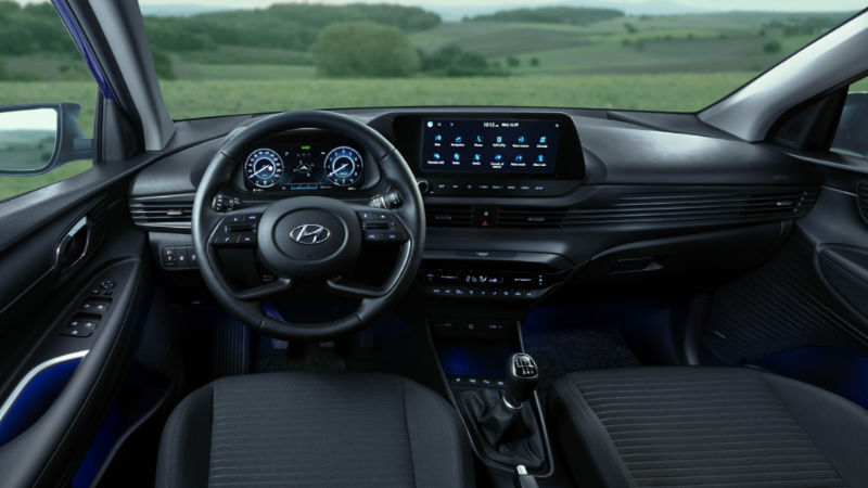 Hem tasarım hem de yerleşim ergonomisi açısından çok başarılı yeni Hyundai i20_arabazzi.com