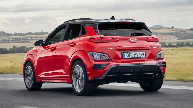 Hyundai Kona N Line çift egzoz ve difüzörüyle Kona N'e hazırlıyor bizi_arabazzi.com