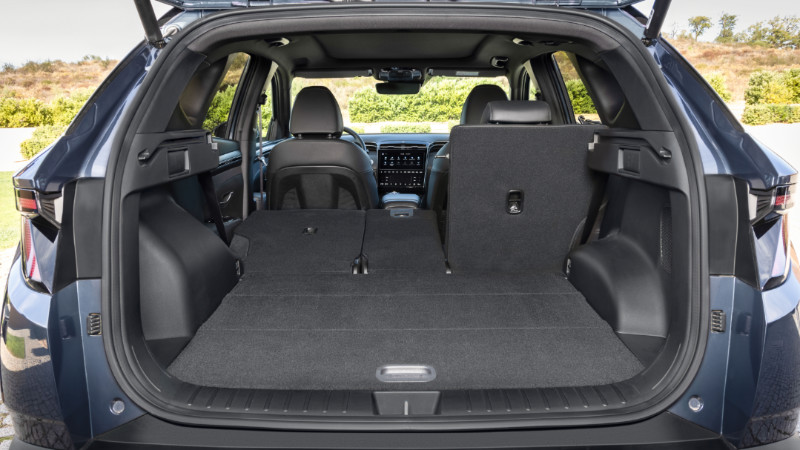 Hyundai Tucson hacim ve kullanışlılık özellikleri_arabazzi.com