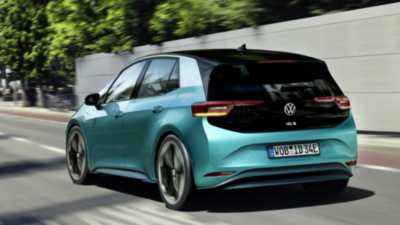 VW ID.3 2020 Eylül ortasından itibaren Avrupalı sahiplerine kavuşmaya başladı_arabazzi.com