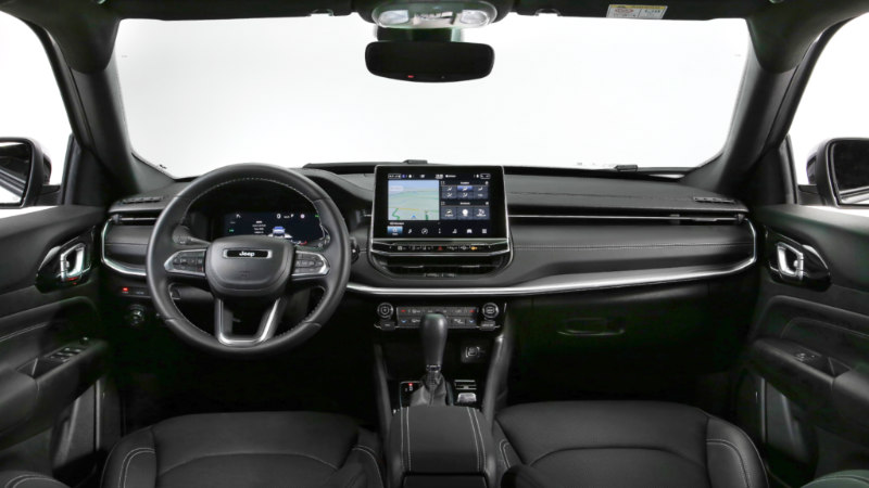 Jeep Compass 2021 için makyajlandı