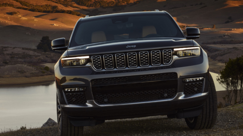 Jeep Grand Cherokee L 6 ya da 7 koltuk seçenekli