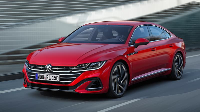 Makyajlı VW Arteon R Line: Kırmızı bana çok yakışıyor