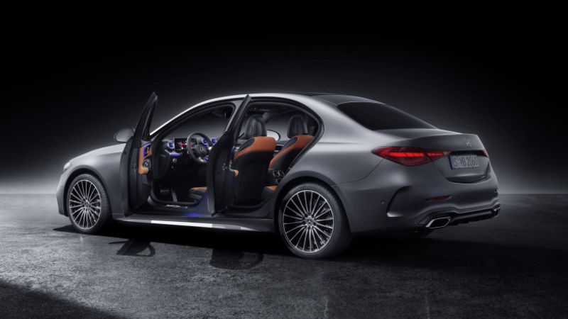Yeni Mercedes C Serisi iç hacmi nasıl?