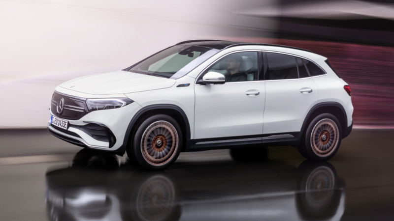 Yeni elektrikli Mercedes-Benz EQA