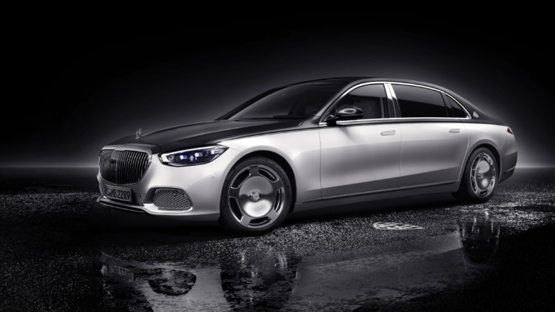 Özel "Maybach" moduyla 496 hp'lik V8 lüksün hizmetinde...
