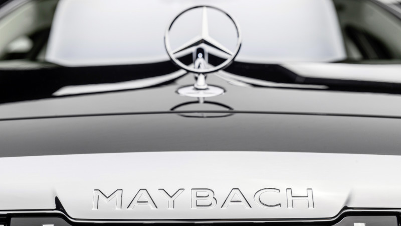 Maybach S-Class pek çok imtiyaza sahip_arabazzi.com