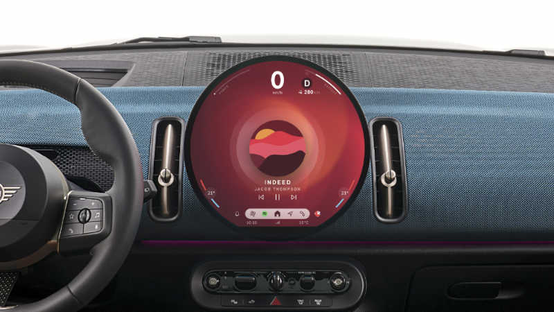 Mini Countryman E'nin Oled ekranı_arabazzi.com