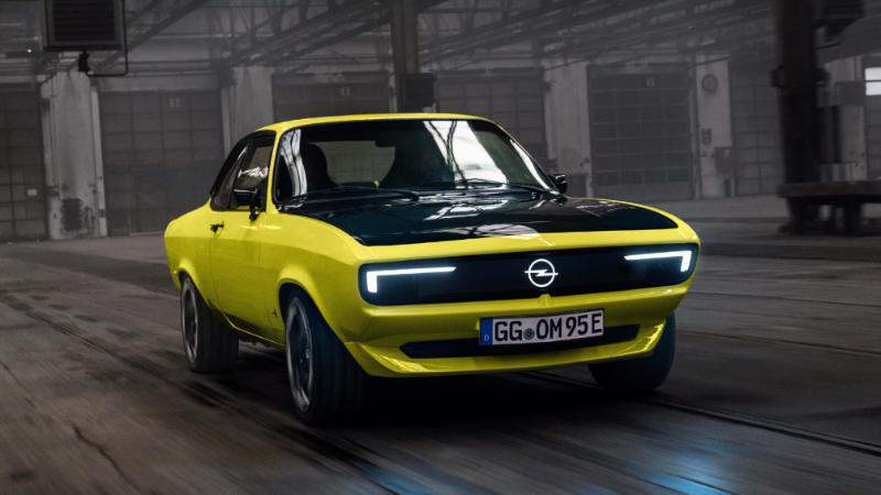 Opel'in elektrikli modelleri 2022'de bolca ödül aldı_arabazzi.com