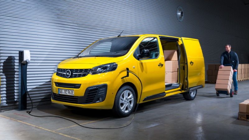 Elektrikli Opel Vivaro-e 330 km menzile sahip