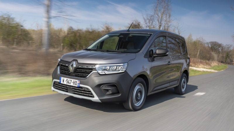 Renault Kangoo Van: Yılın Uluslararası Ticari Aracı_arabazzi