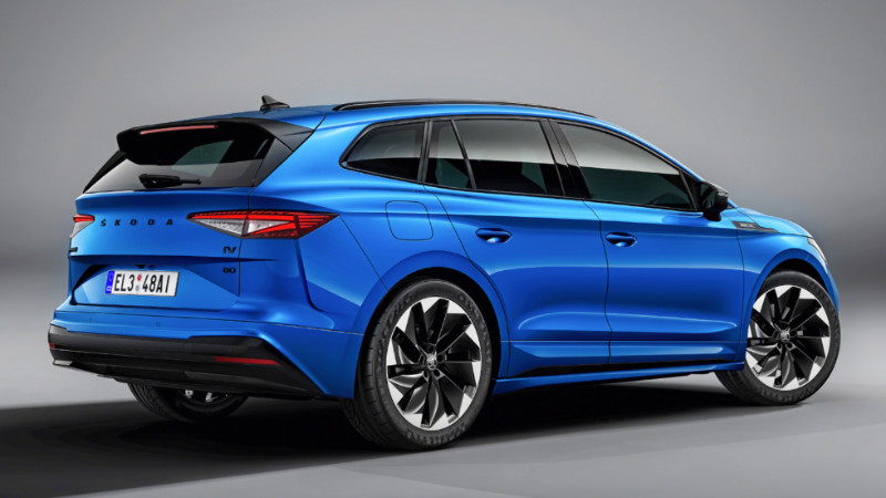 Skoda Enyaq iV Sportline'ın motor ve çekiş seçeneklerinde bir değişiklik yok