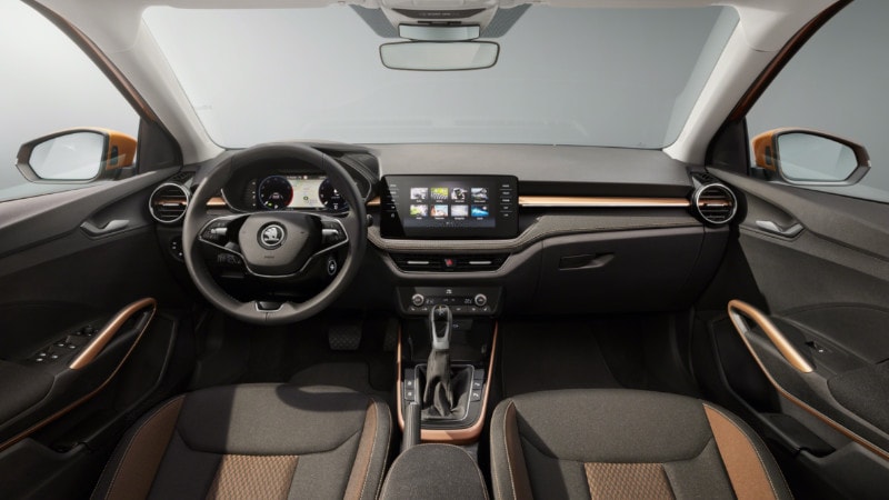 Skoda Fabia 2021'in kokpiti