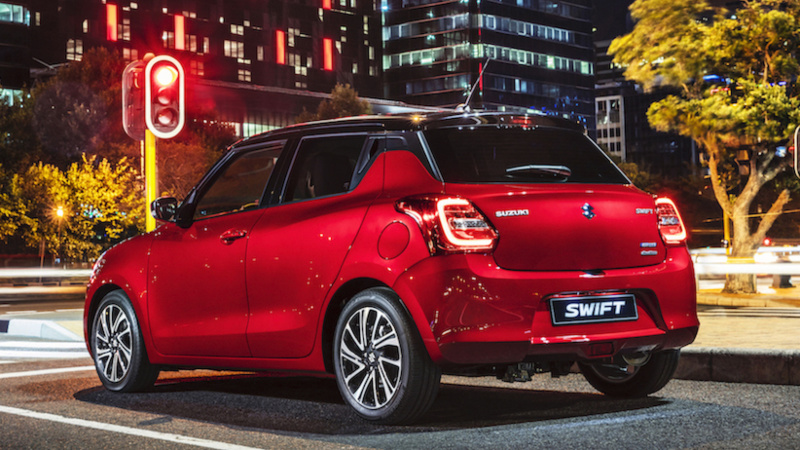 Suzuki Swift Hibrit 12 Voltluk batarya desteğiyle yarı hibrit bir şehir otomobili_arabazzi.com