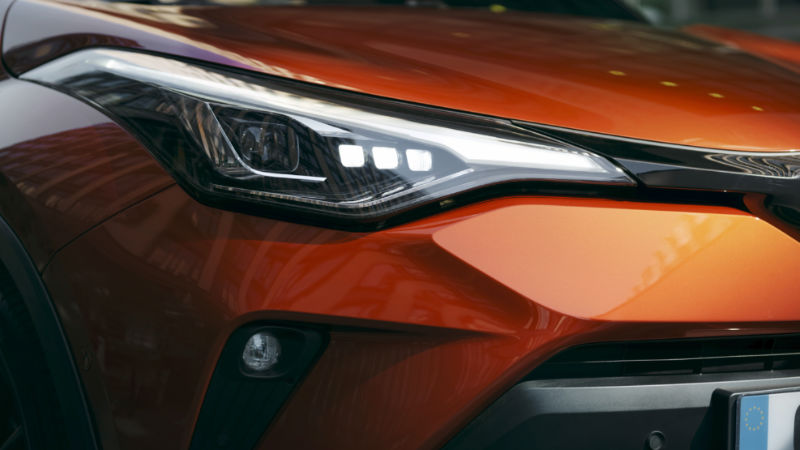 Toyota C-HR tasarım özellikleri_arabazzi