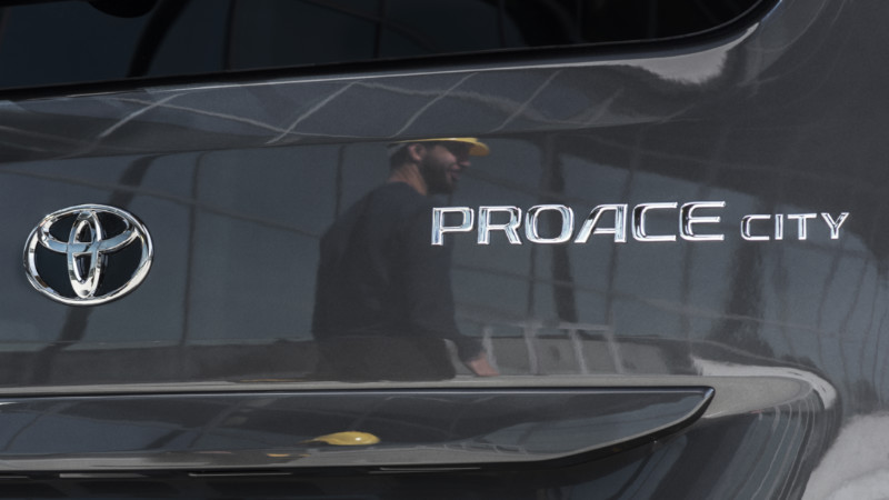 Toyota Proace ile 5 yıl ya da 150.000 km garanti veriyor