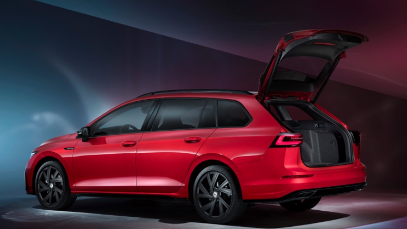 Volkswagen Golf Variant 2021_arabazzi.com