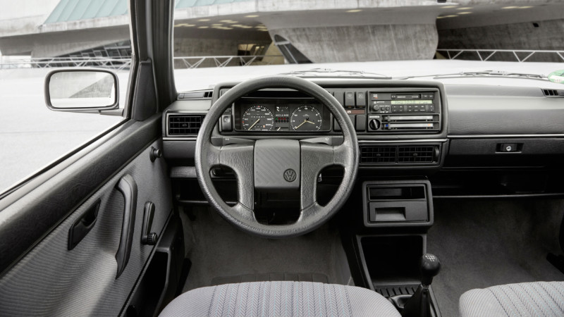 VW Golf 2 iç mekan