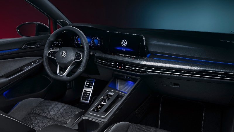 Volkswagen Golf Variant 2021_arabazzi.com