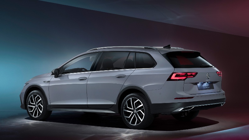 Volkswagen Golf Alltrack 2021_arabazzi.com