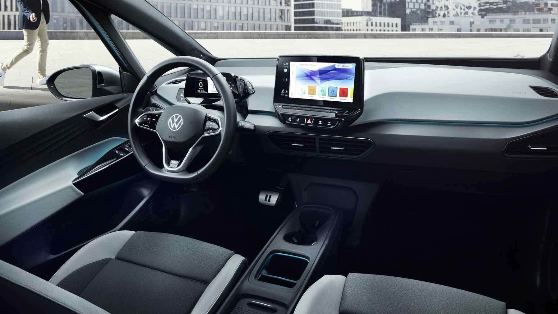 VW ID 3'ün sade ve fonksiyonel kokpiti