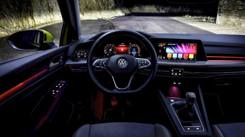 VW Golf ambiyans aydınlatma