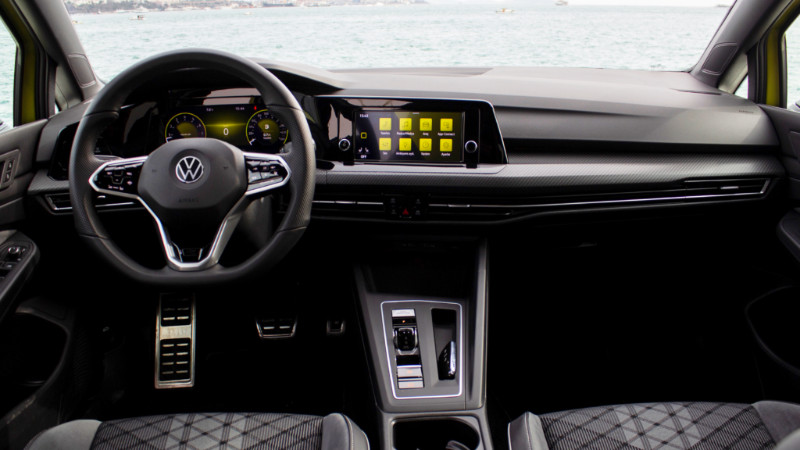 Yeni Golf yarı otonom sürüş özellikleri